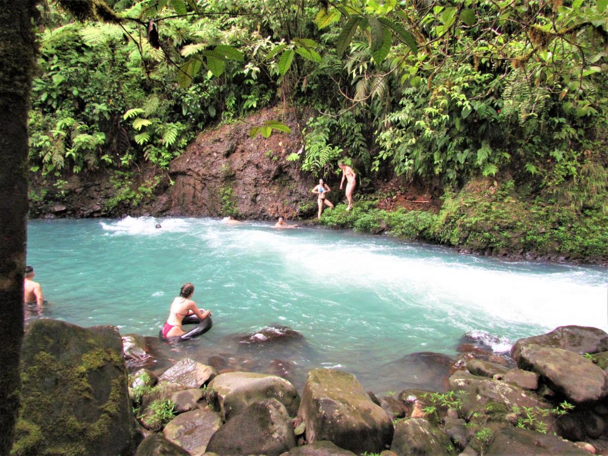 Cabinas Rio Celeste La Amistad Bed & Breakfast Luaran gambar